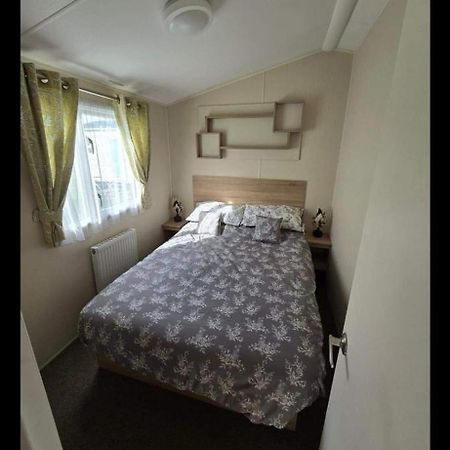 8 Berth Caravan Martello Beach Clacton Jaywick Sands エクステリア 写真